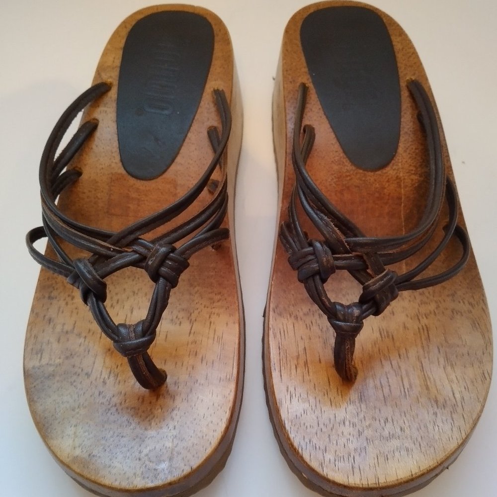 Bongo Dark brown Leather and wood sandals